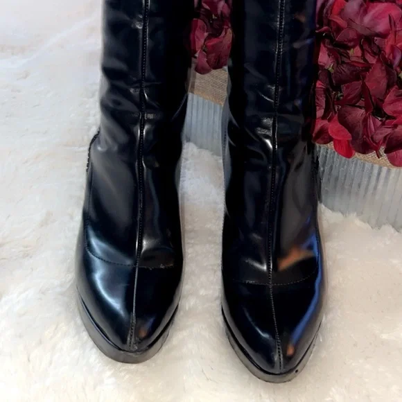 GUCCI Patent Leather Platform Boot - Picture 4 of 13